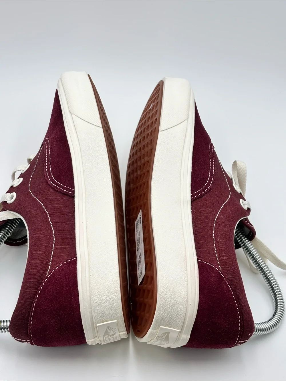 Vans Unisex  Low-Top Sneakers Suede Leather Burgundy  size M6/W 7.5  NEW